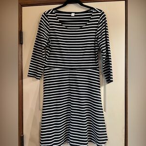 Old Navy Black and White Striped Long Sleeve Dress